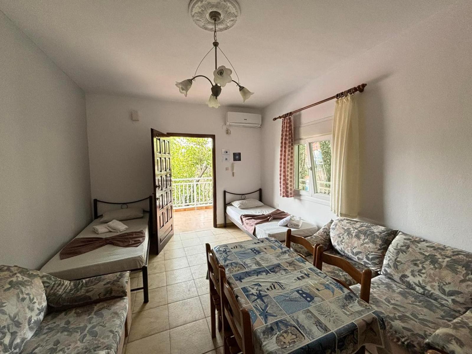 Island Apartments Vrasná المظهر الخارجي الصورة